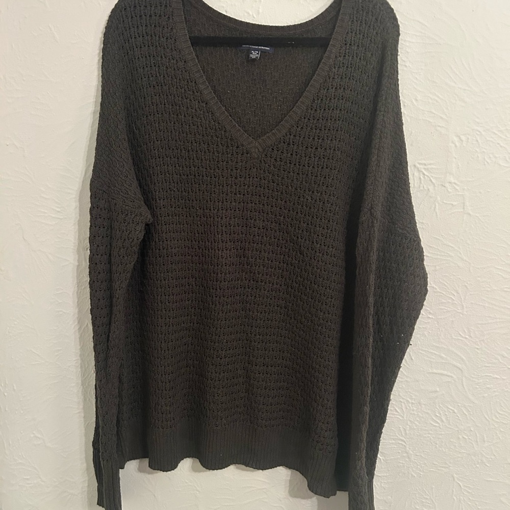 American Eagle Outfitters V-Neck Sweater - Green